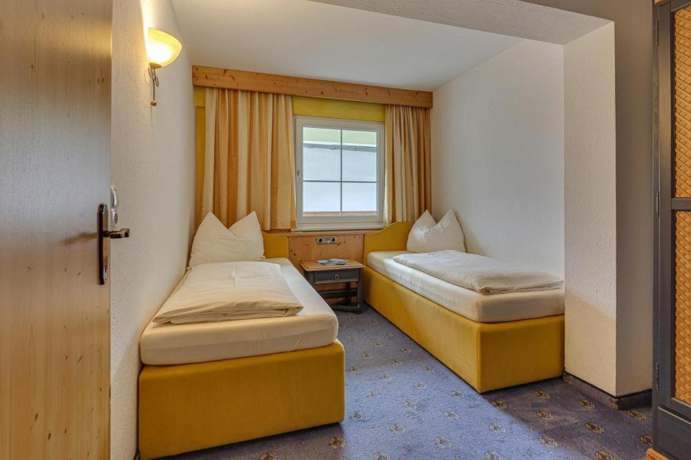 Apartment In Fuegen With A Shared Wellness 외부 사진